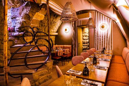 restaurant paris insolite