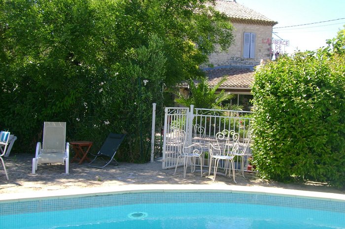 auberge de tavel